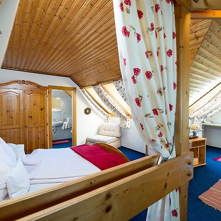 Ferienwohnungen Salmen Pörtschach am Wörthersee Kültér fotó