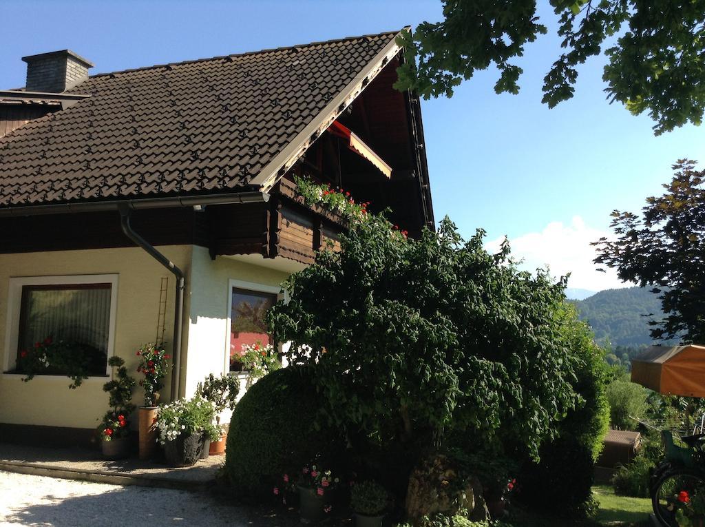 Ferienwohnungen Salmen Pörtschach am Wörthersee Kültér fotó